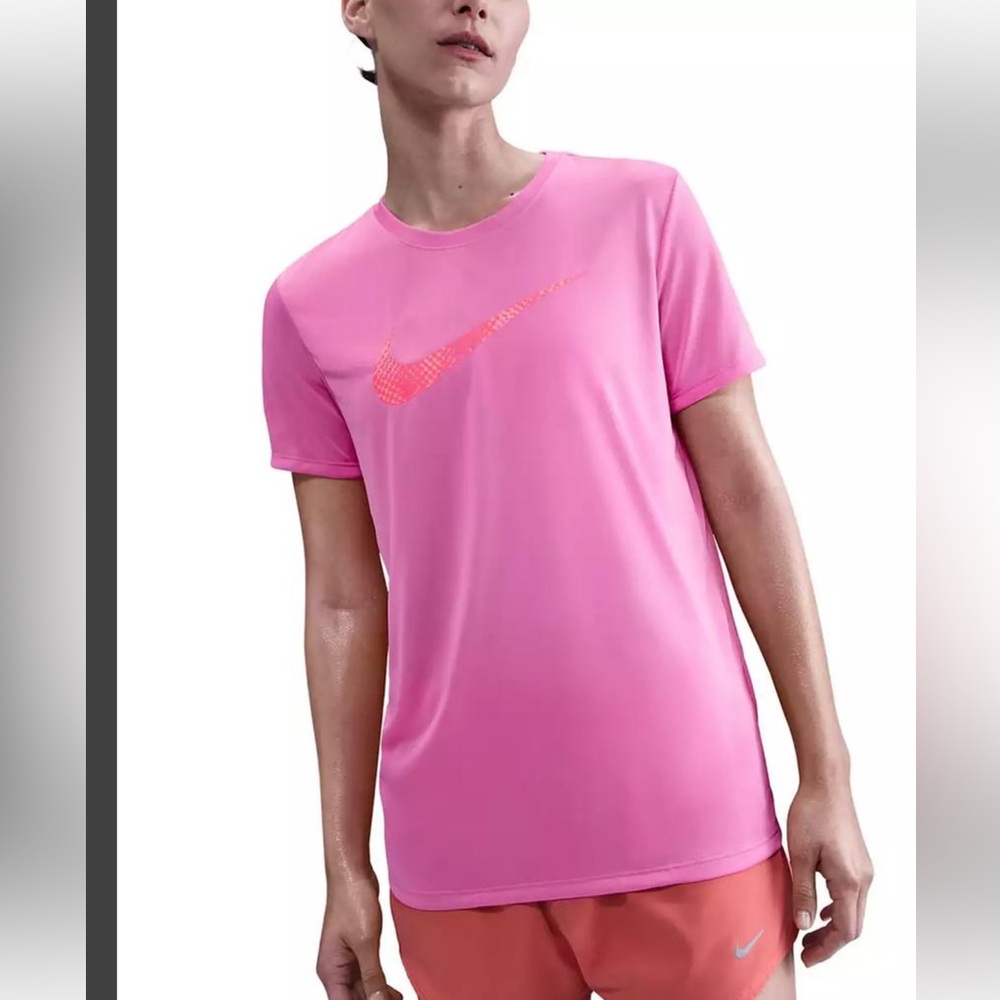 NIKE Women's Dri-FIT Logo Crewneck Short-Sleeve T-Shirt